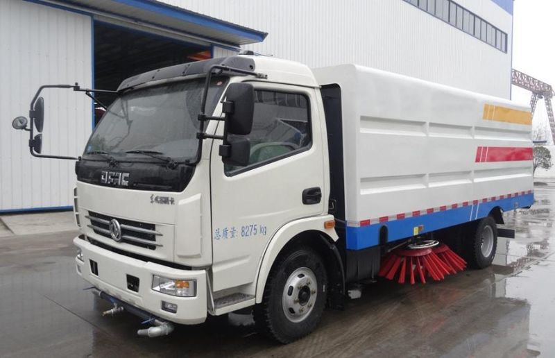 Dongfeng 5cbm Street Cleaning Truck 95HP Small Street Sweeper Truck