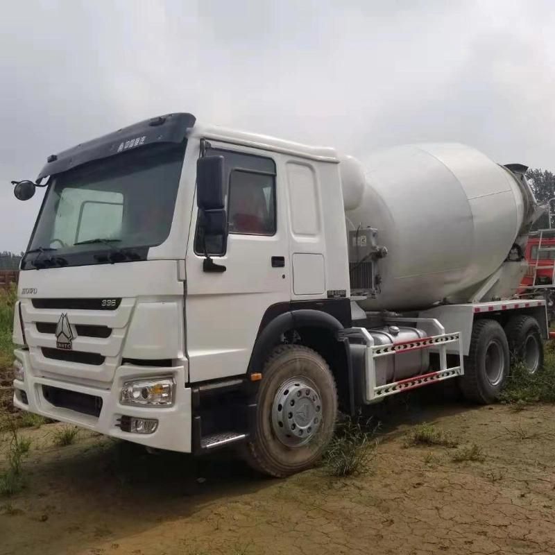 8-10 Cubes HOWO Concrete Mixing Truck