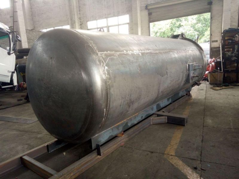 Sinotruk HOWO 8X4 20cbm Vacuum Sewage Suction Tank Truck