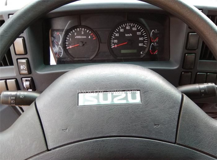 Japan Isuzu 4-5tons Refrigeration Truck 4X2 Refrigerator Freezer Cargo Van Truck