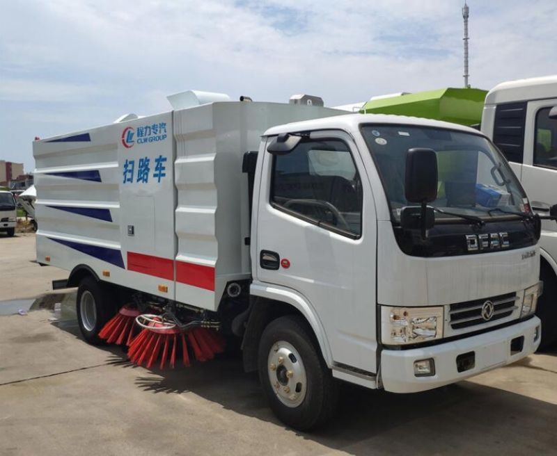 3cbm Small Sweeping Vehicle Dongfeng Truck Mounted Sweeper