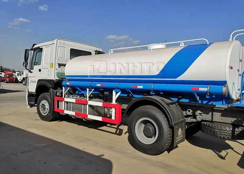 HOWO 15000L Water Tanker Delivery Truck with Euro 2 Emission