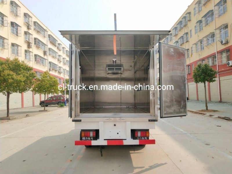 Made in China Sinotruk HOWO Light Small Van Refrigerated Medical Waste Transfer Truck