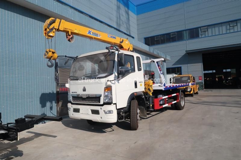 Chinese Factory Small Right Hand Drive Sinotruk HOWO 6 Wheel 4ton Self Loader Tow Truck with Crane