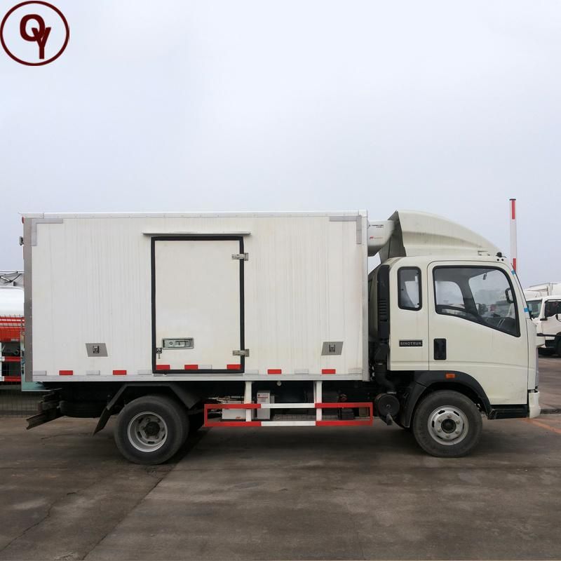 HOWO 4X2 Small Capacity Fish Meat Vegetable Transport Refrigerated Truck