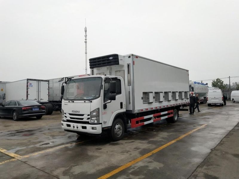 Isuzu 4X2 Small 3tons 4tons 5tons 6tons 8tons 10tons Live Animal Transport Vehicle Refrigerator Truck for Live Baby Chicken