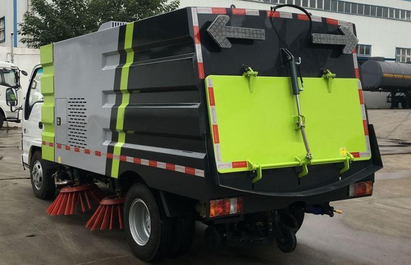 Isuzu 5.5cbm 4X2 Diesel Small Street Sweeper Truck Stainless Steel